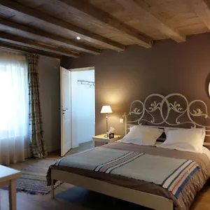 Clos Des Secrets - Couette-café
